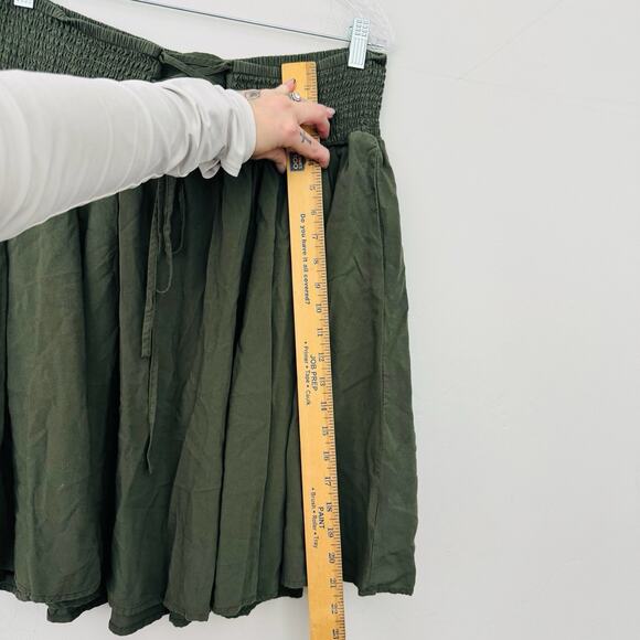 Torrid Green Knee Length Peasant Skirt Women’s Size 2X - Picture 3 of 7